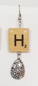 Scrabble earring with pendant - H