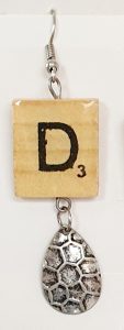 Scrabble earring with pendant - D