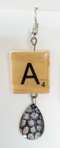 Scrabble letter with pendant A