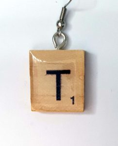 Scrabble Letter Earring x 1 - T