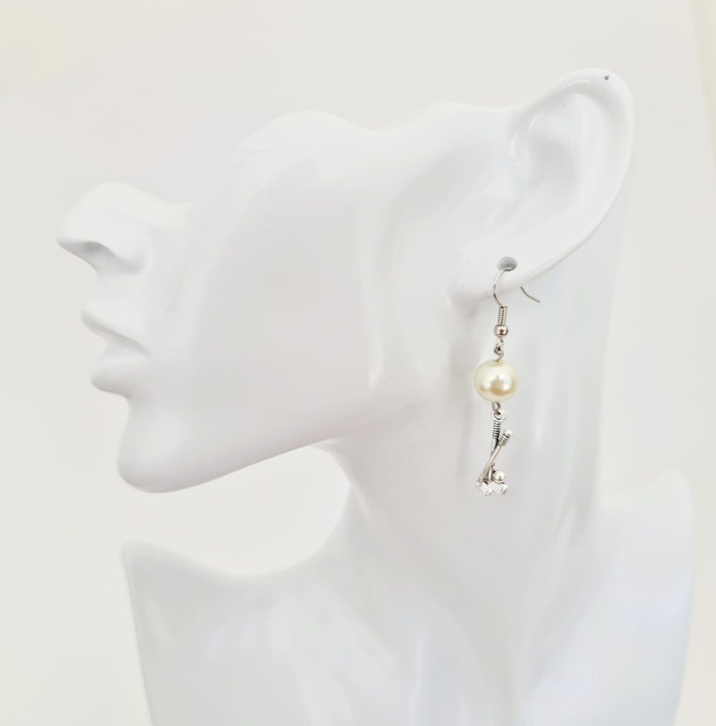 Golf twin clubs earrings with 9mm faux pearl
