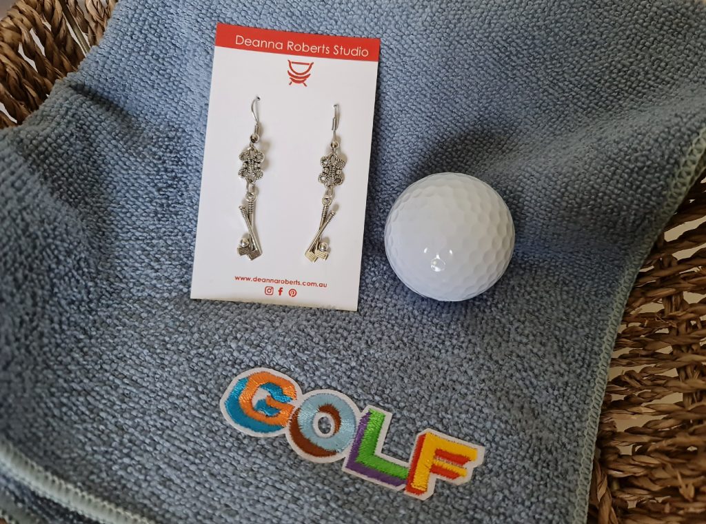 Golf twin clubs earrings with lace drop 
