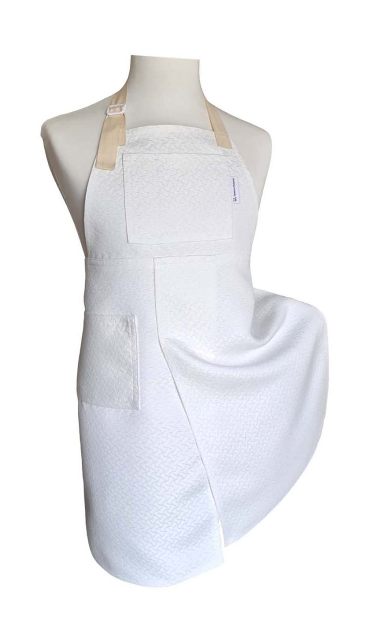 Snowfall Split-leg apron 75 x 87 with adjustable neck strap - Deanna Roberts Studio (10)