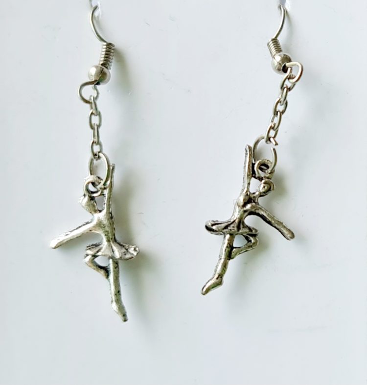 Silver plate ballerina earrings 4cm x 1cm with small chain and 2 cute ballerinas destash.au